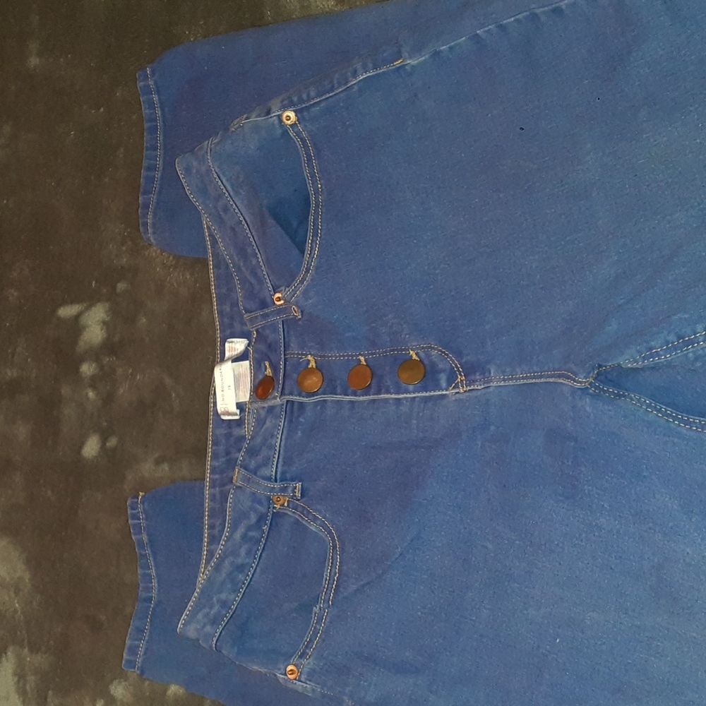 Womens No Boundaries Size 15 Jeggings